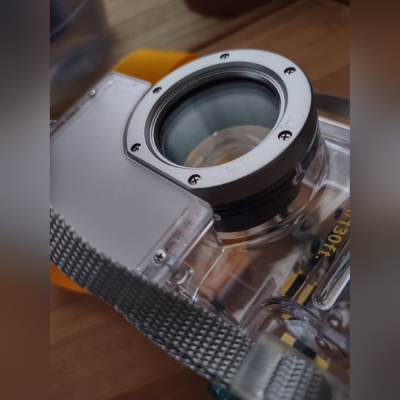 Canon WP-DC700 Waterproof Underwater Camera Case For Canon PowerShot A60 A70 - Picture 12 of 12